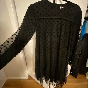 Beautiful polka dot dress!! Light weight! Very negotiable. Worn a few times!